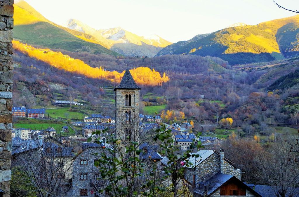 Sisquet Apartaments Erill la Vall Exteriör bild